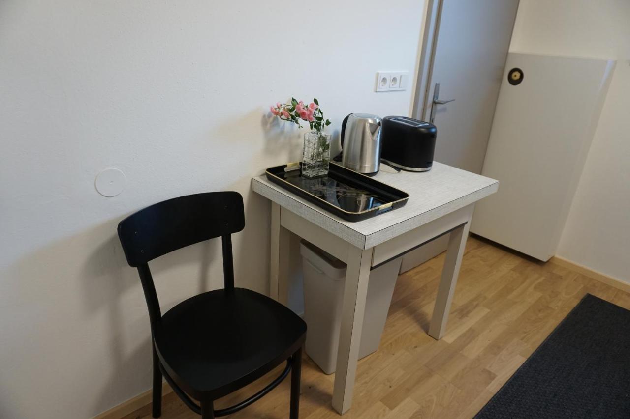 Wohnung Erdgeschoss Mit 3 Schlafzimmer In Ruhiger Gegend Mader Exterior photo